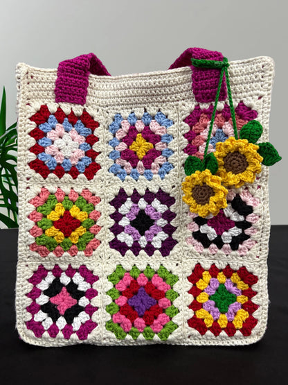 Multicolor Granny Square Tote RC0250